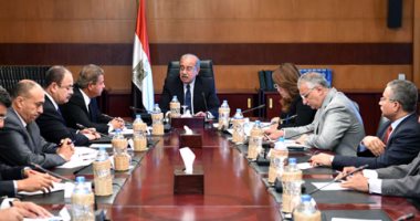 الحكومة تناقش قانون الاستثمار وتوفير السلع فى اجتماعها الأسبوعى اليوم