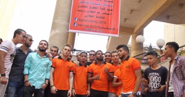 بالصور.. جامعة عين شمس تتزين بالبانرات والأعلام قبيل وصول وزير التعليم العالى