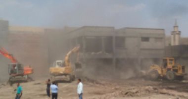 رئيس حى مصر القديمة: استمرار الهدم فى مدابغ سور مجرى العيون