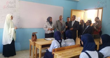 "التربية والتعليم" بالسويس: مد فترة الالتحاق بالثانوى العام إلى 16 أكتوبر الجارى