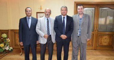 وزير الرياضة يستقبل رئيسى الاتحادين الأفريقى للطاولة والدولى للسرعة