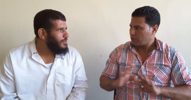 شاهد عيان على غرق مركب رشيد: 100جثة مازالت داخل ثلاجة المركب تحت الماء