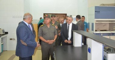 رئيس الهيئة الهندسية للقوات المسلحة يتفقد المستشفى الجامعى