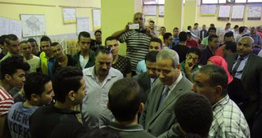 أولياء أمور الطلاب المتفوقين يطالبون بتسكين أبنائهم بالمدارس جغرافيا