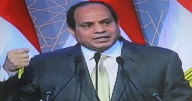 السيسى: افتتاح مشروع استزراع سمكى و6 مصانع تعليب بمنطقة غرق المركب