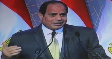 السيسي من الإسكندرية: قضينا على قوائم انتظار مرضى "فيروس سى"