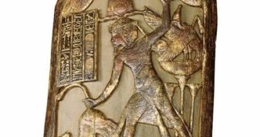 بالصور.. بدء الاستفتاء لاختيار قطعة شهر أكتوبر بالمتحف المصرى