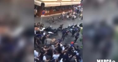 دوري الأبطال.. بالفيديو.. جماهير ليون تثير حالة من الشغب فى إشبيلية