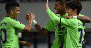 شاهد.. تشونبوك الكورى يسجل الهدف الأول فى شباك العين بنهائى آسيا
