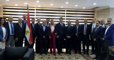 مباحثات روسية بالمنطقة الاقتصادية لقناة السويس لإنشاء مدينة صناعية ببورسعيد