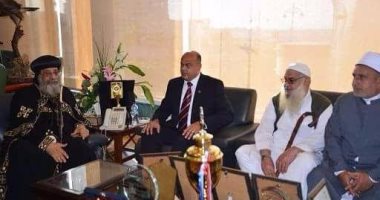  ممثل الدعوة السلفية بمطروح فى استقبال البابا: الرسول أوصى بأقباط مصر خيرا