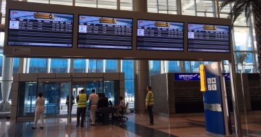 738 مسيحيًا يعودون من القدس بعد أداء طقوس الحج