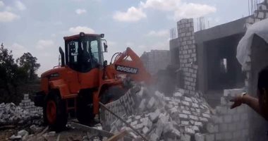 إصابة عامل أثناء تنفيذ إزالة تعديات على أراضى زراعية بدسوق فى كفر الشيخ 
