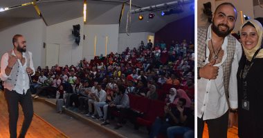 بالصور.. محمد علاء يتألق فى "Welcome party" بجامعة القاهرة