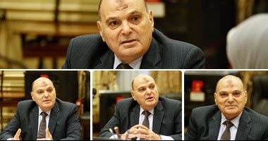 رئيس لجنة الدفاع والأمن القومى بالبرلمان: الانعقاد الثانى سيشهد تشريعات ضبط الأسعار..  اللواء كمال عامر الدول الكارهة لمصر تستغل الحدود لتسليح الإرهابيين وتنفذ مخططاً لإشعال الفتن الطائفية 