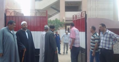 أولياء أمور طلاب مدرسة بالحامول يشكون قلة عدد المدرسين