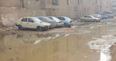 بالصور..للمرة الثانية أهالى شارع صابر باشا بالهرم يشتكون من مياه المجارى