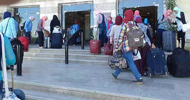 محافظ شمال سيناء : انطلاق رحلة شبابية من العريش لزيارة معالم مدينة القاهرة