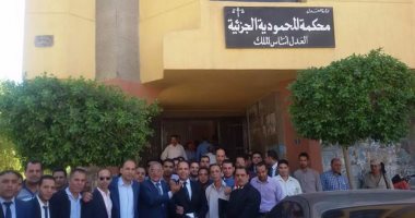 بالصور .. وقفة احتجاجية للمحامين بالبحيرة لرفض قانون القيمة المضافة