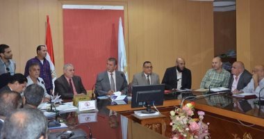 محافظ كفر الشيخ يناقش 58 شكوى فى اللقاء الأسبوعى للمواطنين