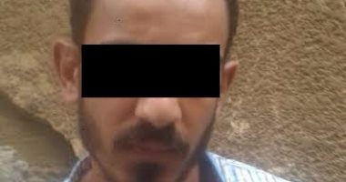 معلمة تتهم مندوب مبيعات بابتزازها بفيديوهات علاقتهما الجنسية فى الزيتون