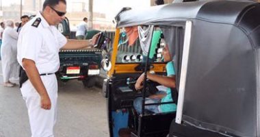 مرور الجيزة يضبط 315 مخالفة متنوعة بقطاع أكتوبر