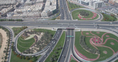 دبى تدشن قناة مائية ضخمة لإعطاء زخم سياحى وتجارى إضافى للإمارة