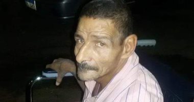 معاق يناشد المسئولين لمساعدته فى الحصول على كرسى متحرك بموتور