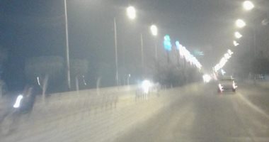 شوارع فاقوس بالشرقية تمتلئ بأدخنة حريق قش الأرز