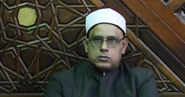 وكيل أوقاف الإسكندرية يفاجىء مساجد أبيس وسموحة فجرًا ويحيل مخالفين للتحقيق