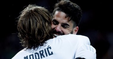 إيسكو يسجل الهدف الثانى لريال مدريد فى مرمى أوساسونا بالدوري الإسباني 