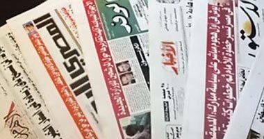الصحف المصرية: القضاء يعيد "تيران وصنافير" للمربع صفر.. أوروبا تحذر تركيا: احترموا الديمقراطية.. صندوق النقد يوافق على قرض مصر بعد غد.. توابع التعويم: ارتباك حكومى وزيادة عجز "الموازنة"