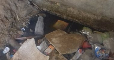 سكان عقار 148 بمساكن الكويت بالمقطم يشكون وجود مياه أسفله قد تسبب انهياره
