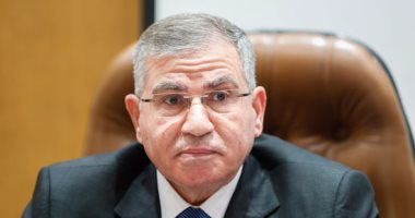 وزير التموين: "السكر بيتهرب أكتر من المخدرات ولو جبت ملايكة هيضعفوا"