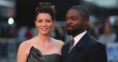 بالصور.. ديفيد أويلو بطل فيلم A United Kingdom يتألق بصحبة زوجته