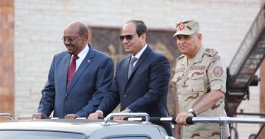 السيسى بـ"احتفالات أكتوبر": سنعمل على تحقيق التنمية التى يأملها المصريون