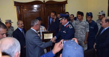 محافظ المنيا: لست أهلاويا أو زملكاويا وأدعم فريق المحافظة للصعود للممتاز