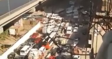 بالفيديو.. شلل مرورى أسفل دائرى المريوطية بسبب السير عكس الاتجاه
