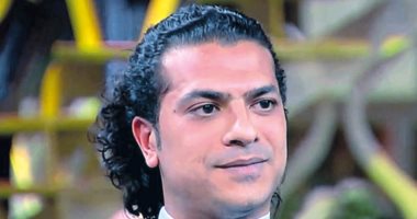 مصطفى أبو سريع ينضم لفريق عمل "قسطى بيوجعنى"