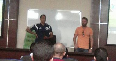 حازم إمام يزور "الحكام" ويطالبهم بعدم الخوف من الأهلى والزمالك 