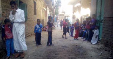 لجنة من التضامن بالمنيا تزور مكان انفجار أسطوانة غاز فى بنى حرام