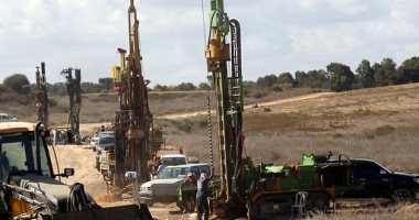 يديعوت أحرونوت تنشر الصور الأولى لجدار خرسانى يبنى على الحدود مع غزة