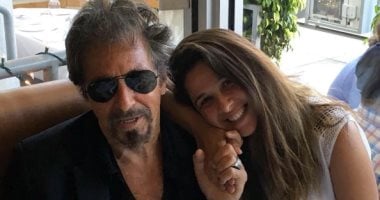 ياسمين عبدالعزيز تنشر صورتها مع آل باتشينو فى هوليوود على "إنستجرام"