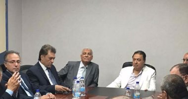 وزير الصحة يتفقد أعمال التطوير بمستشفى شرم الشيخ الدولى