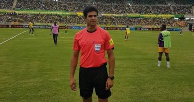 محمد معروف.. أستاذ جامعى يدير مواجهة منتخب المحليين وبنين