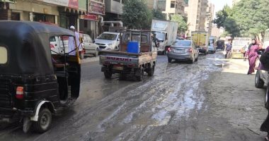 بالصور.. أهالى شارع جمال عبدالناصر بجسر السويس يشتكون من طفح المجارى