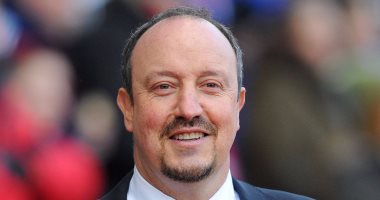 مدرب ريال مدريد السابق يكشف أسباب صعوبة إيقاف محمد صلاح مقارنة بميسى؟