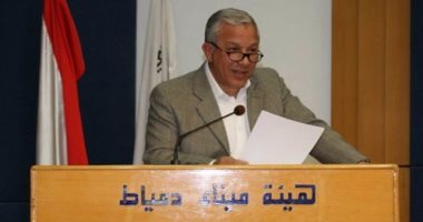 رئيس هيئة ميناء دمياط يجتمع مع ممثلى غرفة الملاحة