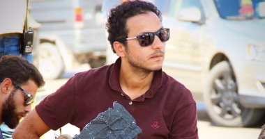 بيتر ميمى يتعاقد على إخراج "كلابش" أمير كرارة
