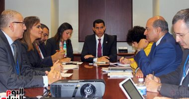 سحر نصر تتفق مع رئيس البنك الأوروبى على إطلاق استراتيجية جديدة
